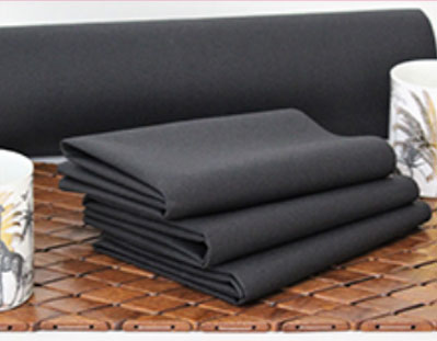 black-disposable-towels-for-salon-spa